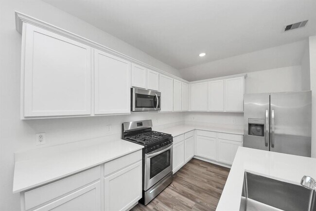 Building Photo - 1351 Antigua Dr