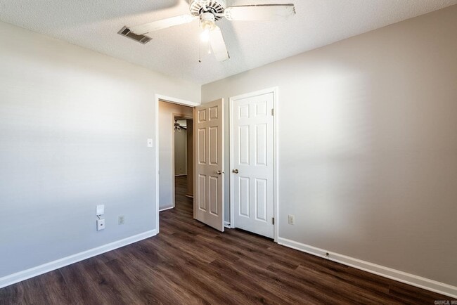 Building Photo - 12270 Maryland Pl