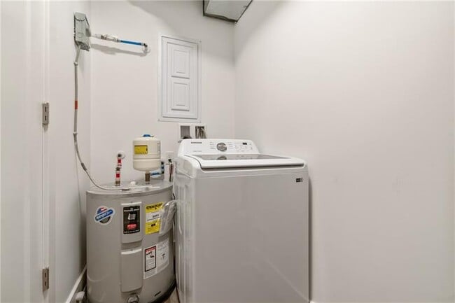 Building Photo - 3725 Butler St