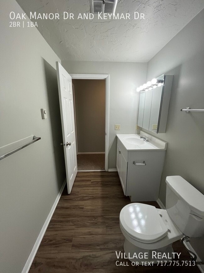 Building Photo - 176 Oak Manor Dr