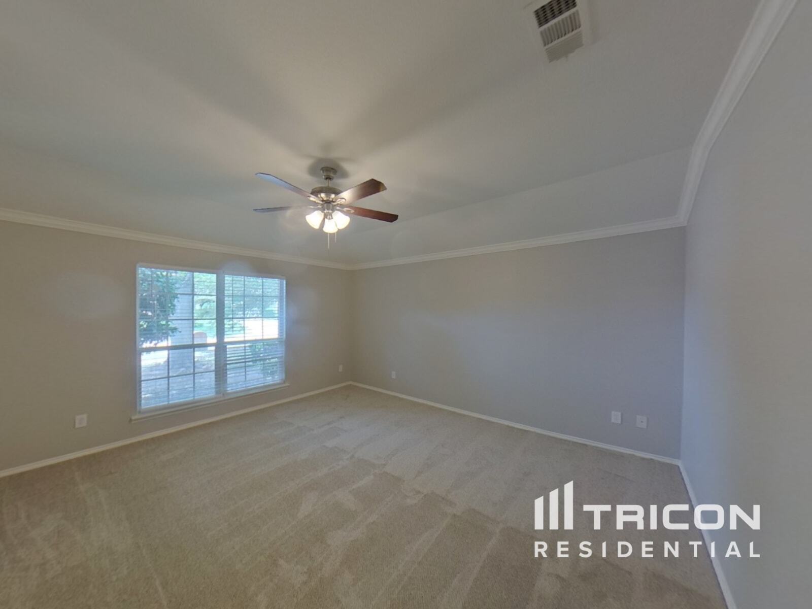 Building Photo - 716 Sequoia Dr
