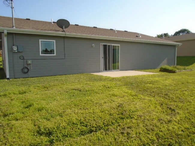 Building Photo - 114 Allen Hill Dr