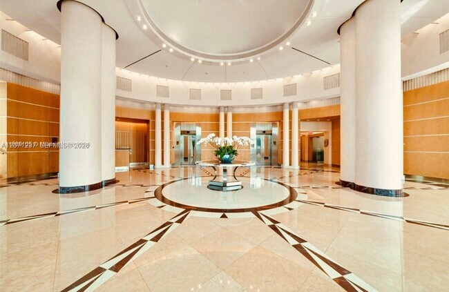 Building Photo - 2127 Brickell Ave