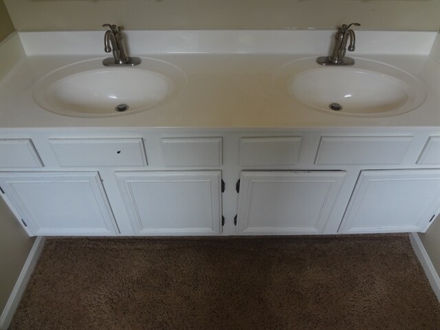 Building Photo - 613 Burr Oak Dr