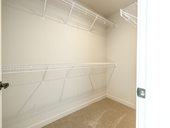 Building Photo - Brand New 3 Bed 2.5 Bath Ridgefield Home Offering