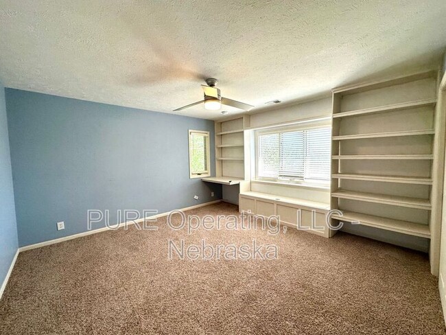 Building Photo - 3447 S 161st Cir