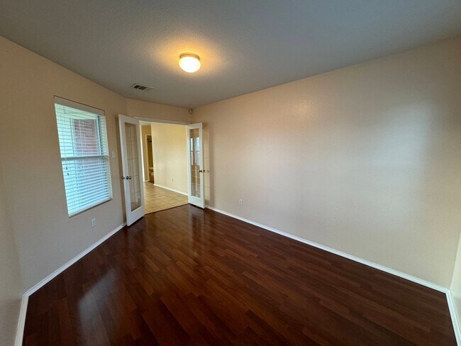 Building Photo - 3-Bedroom House for Rent in Killeen