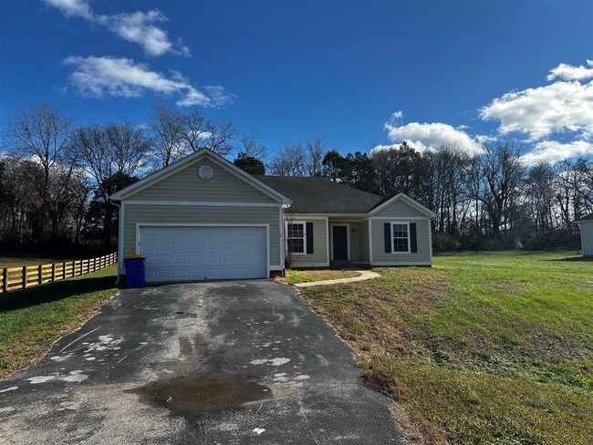 Building Photo - 484 Crossfield Way