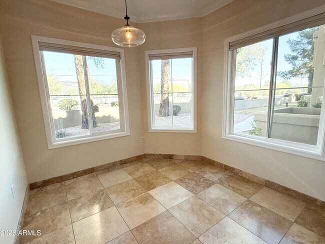 Building Photo - 5335 E Shea Blvd