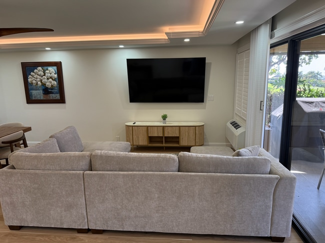 Building Photo - 50 Puu Anoano St