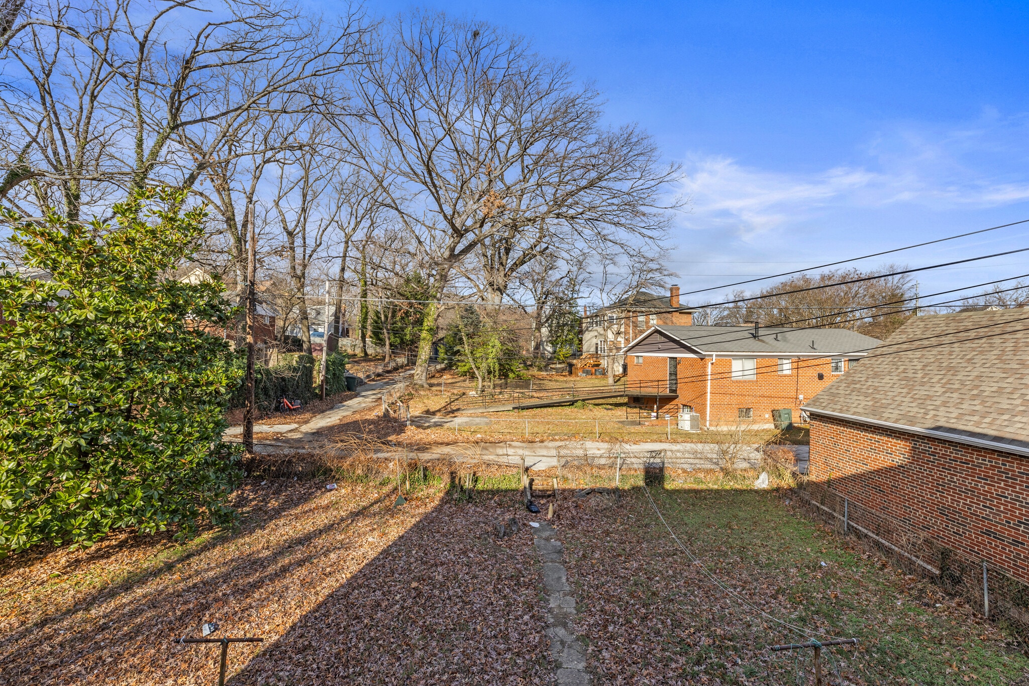 Building Photo - 4348 Southern Ave SE