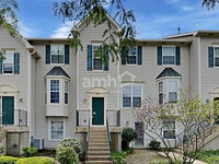 Building Photo - 1817 Grandview Pl