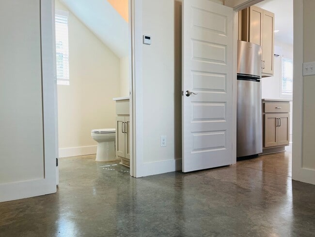 Building Photo - New Construction! 3 bedroom 2 bathroom home in Lagrange! Must see!