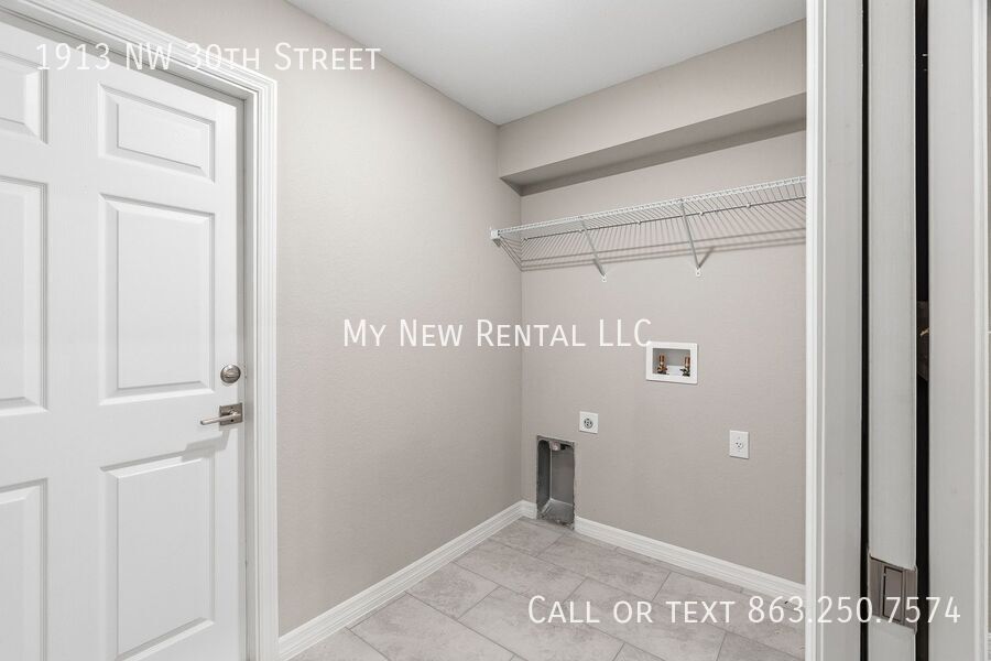 Building Photo - 1913 NW 30th St