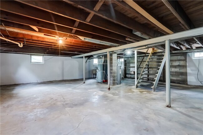 Building Photo - 159 Harwick Rd