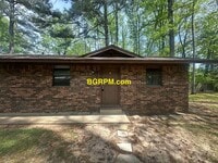 Building Photo - 1515 Pine Dr