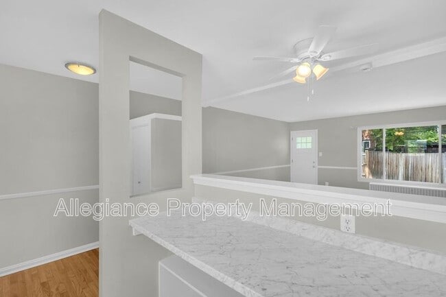 Building Photo - 46 Ancell St