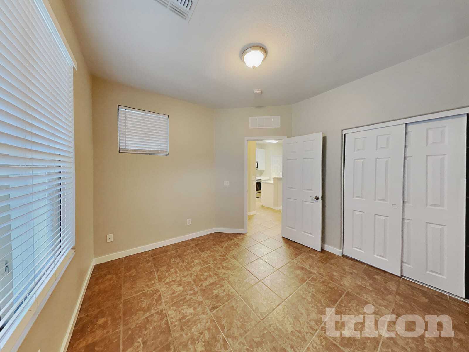 Building Photo - 1607 W Lydia Ln