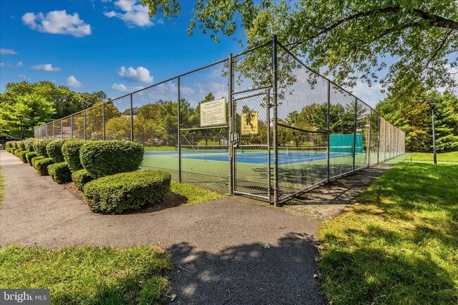 Building Photo - 5621 Queen Anne Ct