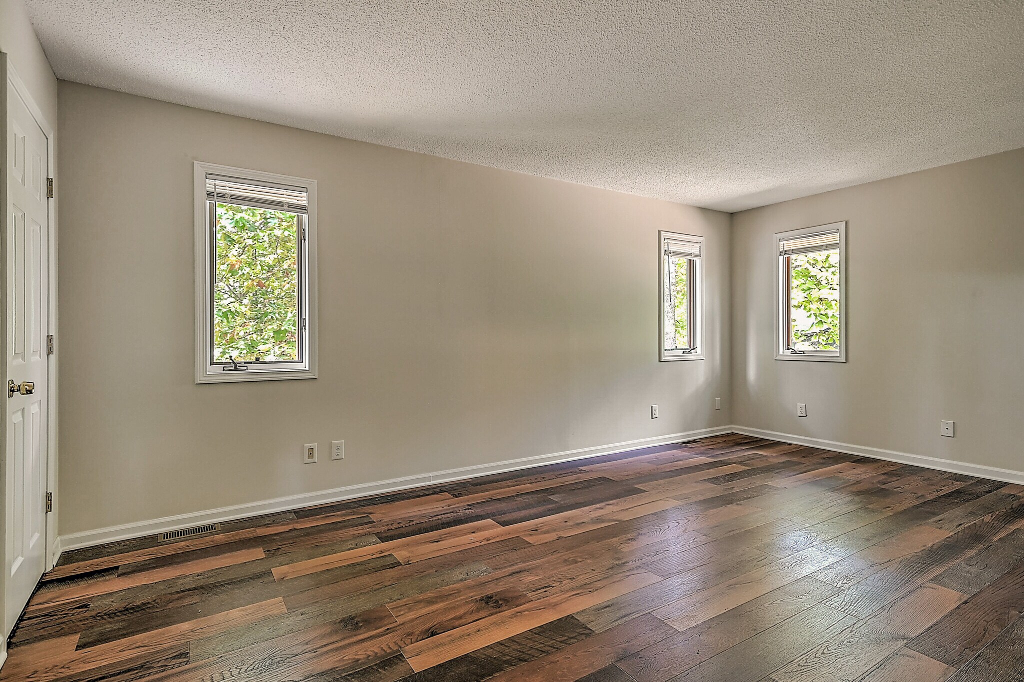 Building Photo - 208 Dean St