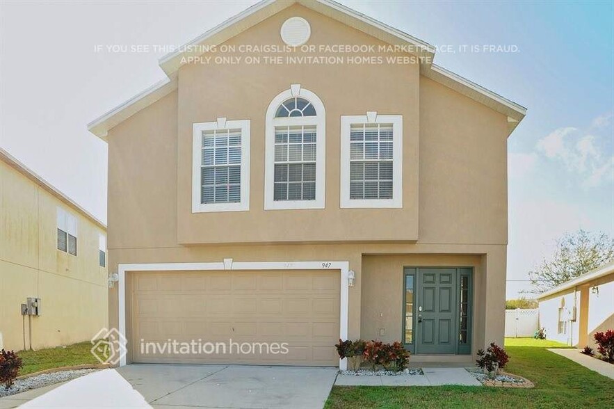 Primary Photo - 947 Brenton Leaf Dr