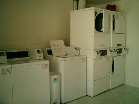 Laundry Room - Knight Street Apartments