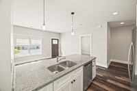 Building Photo - 252 New Day Ln