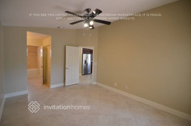 Building Photo - 2051 NW 188th Ave