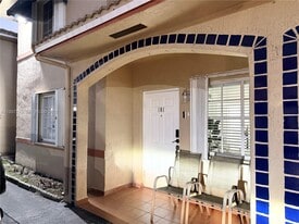 Building Photo - 3262 W 70th St