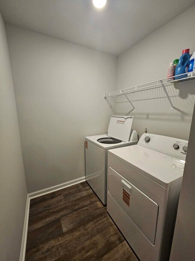 Building Photo - Newer 4 Bedroom Home In Stella NC