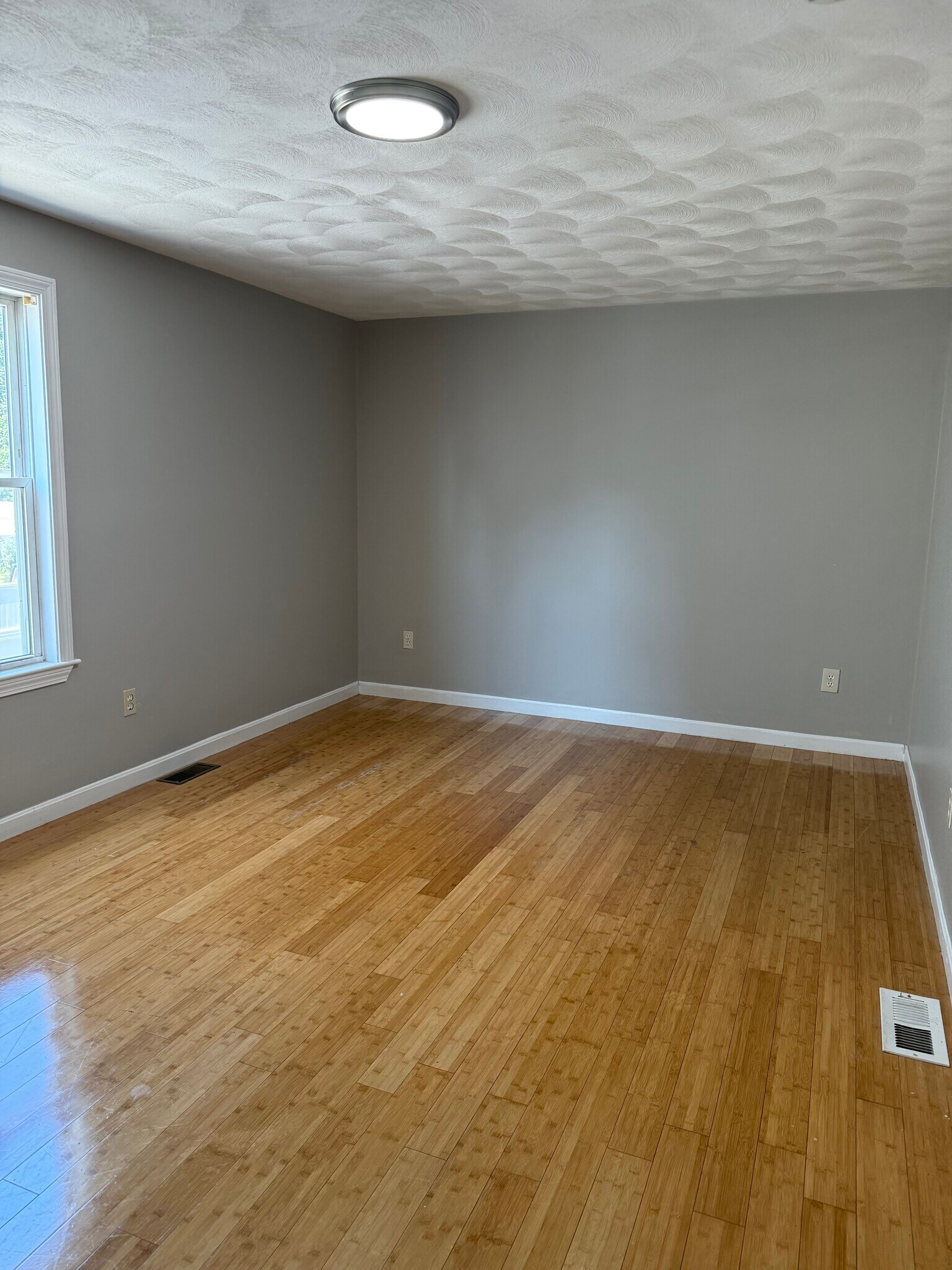 Building Photo - 21 Blakeville St