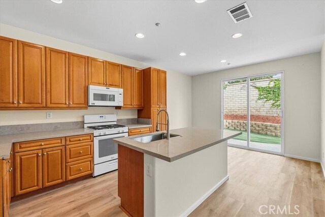 Building Photo - 9730 Alton Dr