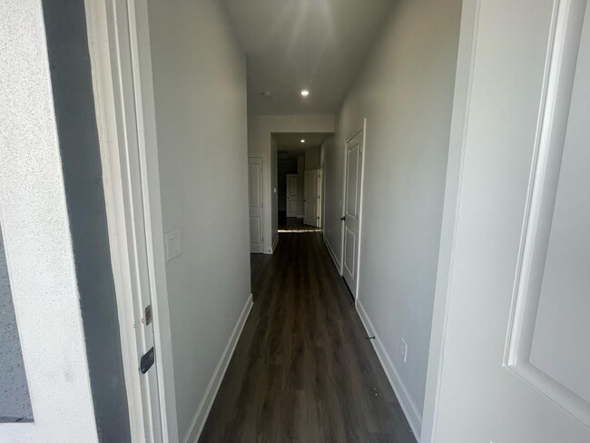Building Photo - 12402 Catalina Dr