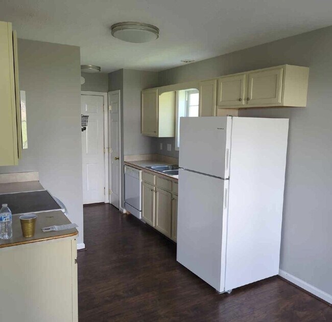 Building Photo - 334 Dinali Dr