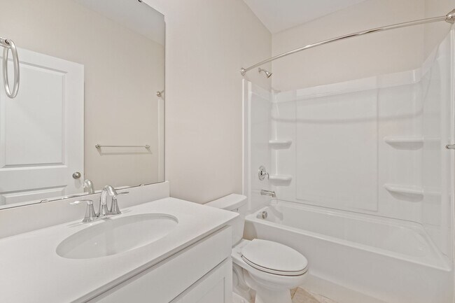 Building Photo - Stunning New Home in Enclave section Chateau