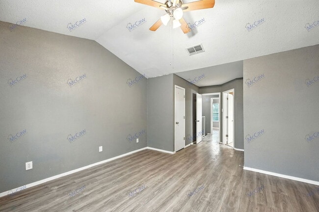 Building Photo - 9510 Olde Towne Row