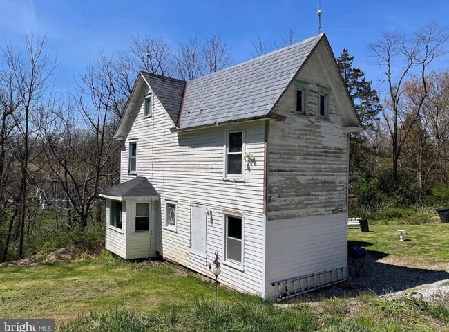 Building Photo - 242 Wiley Mill Rd
