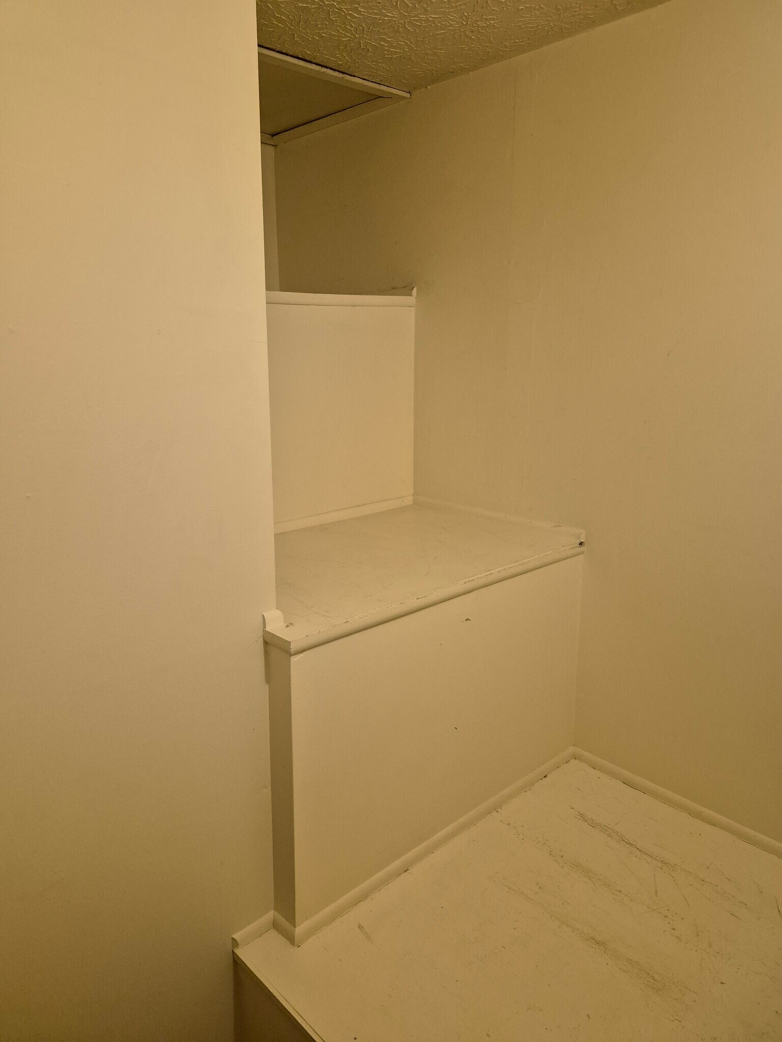 Building Photo - 466 Heritage Cir