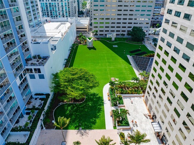 Building Photo - 335 S Biscayne Blvd