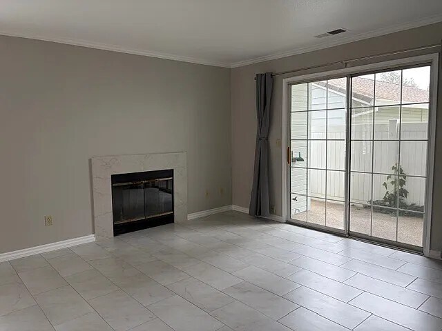 Building Photo - 2400 Eilers Ln
