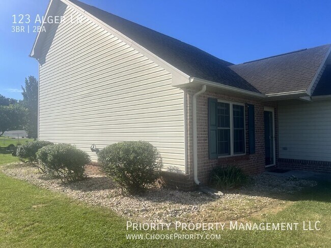 Building Photo - 123 Alger Ln