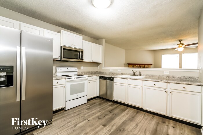 Building Photo - 2732 Redland Ln