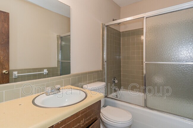 Building Photo - 1530 Warrior Rd