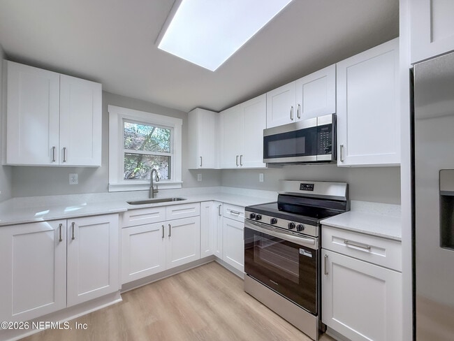 Building Photo - 6304 Blanchard Rd