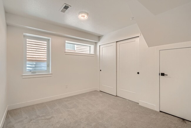 Building Photo - Luxury Home Near Cherry Creek | Sustainabl...