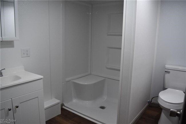 Building Photo - 205 McFadden St