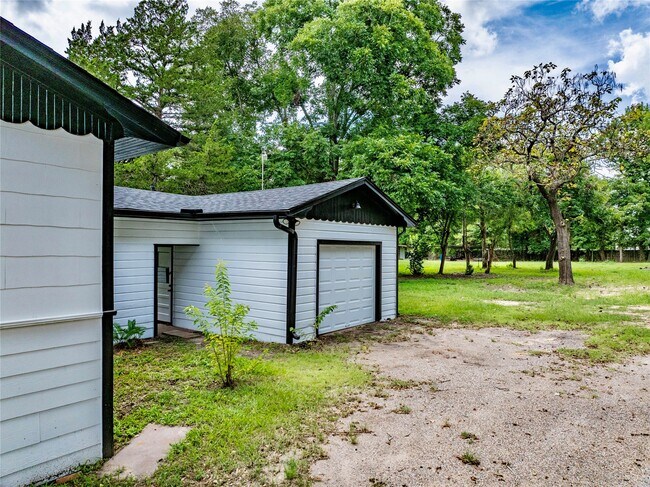 Building Photo - 257 Co Rd 2003