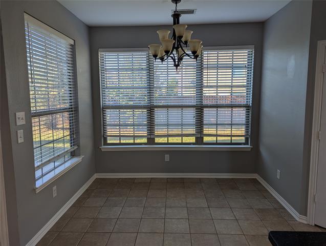 Building Photo - 305 Harvest Bend Dr