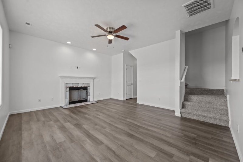 Building Photo - 209 Trophy Ridge Dr