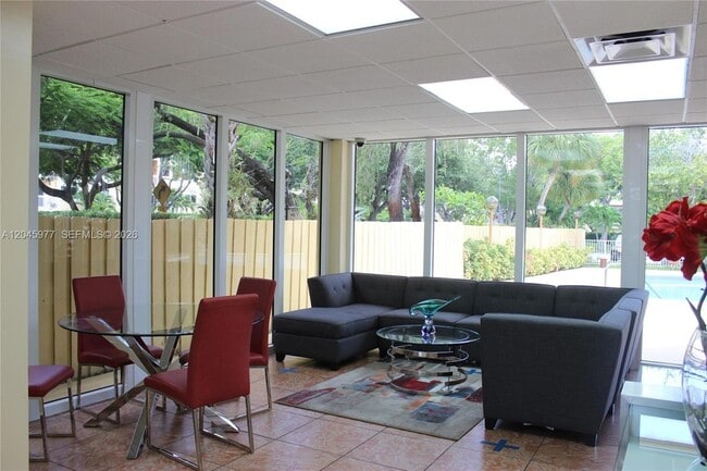 Building Photo - 7705 Camino Real